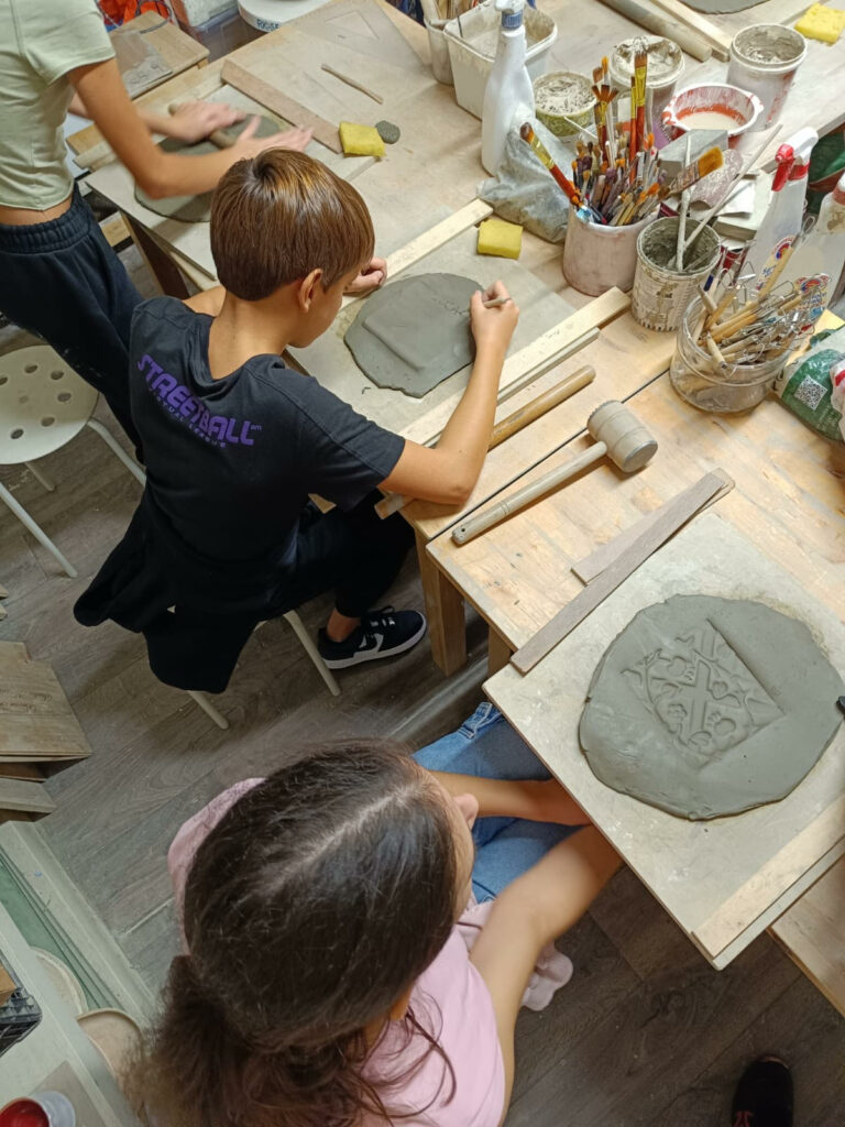 Spazio alla creatività con il laboratorio di ceramica!